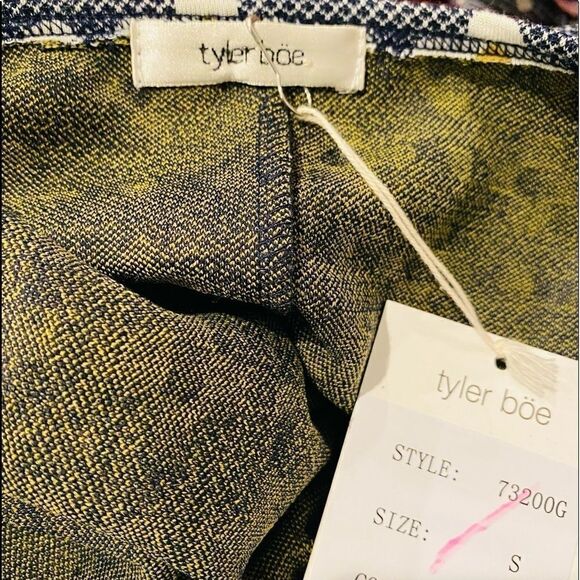 Tyler Boe Long Sleeve Floral Pattern Shift Dress - Picture 4 of 4